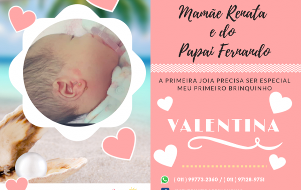 Primeiro brinquinho, presente da Mamãe Renata e do Papai Fernando para Valentina.